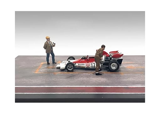 "Race Day" Diecast Figure Set for 1/43 Scale Models by American Diorama