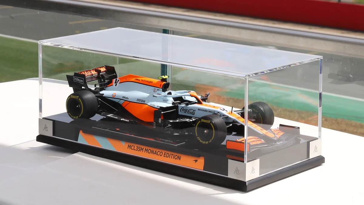 F1 car store scale models