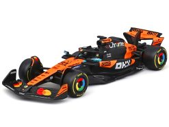 Alternative view of McLaren MCL39 #81 Oscar Piastri "OKX" Formula One F1 "Australian GP" (2025) "Race" Series 1/43 Diecast Model Car by Bburago